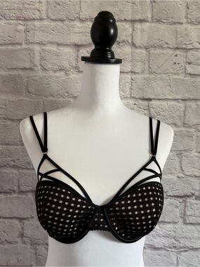 Victoria’s Secret bra
